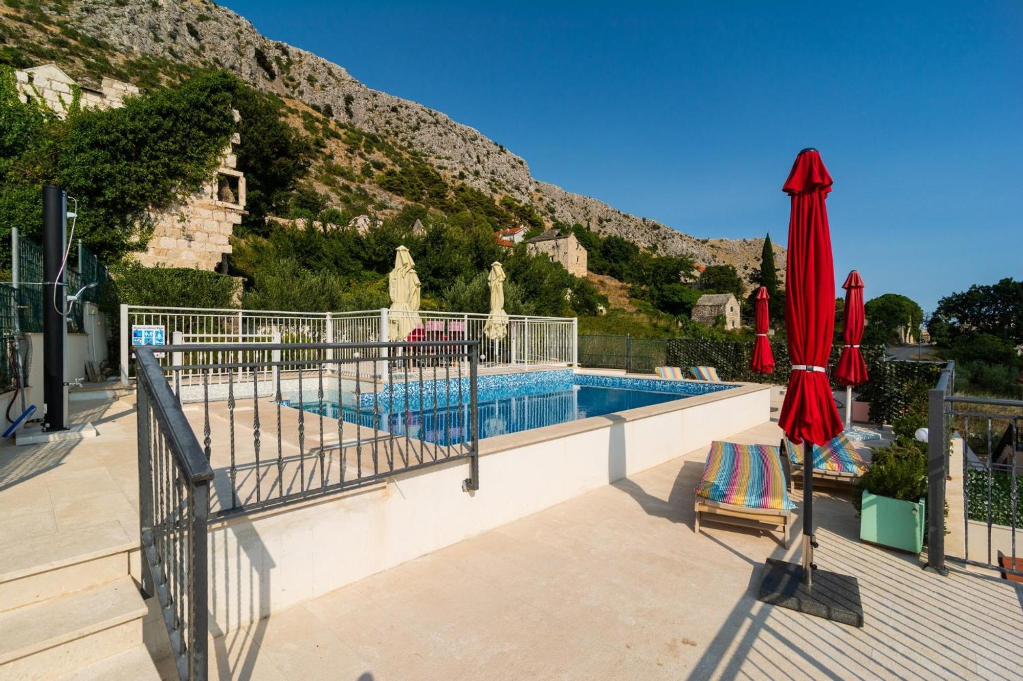 Kuca Za Odmor R&A Villa Podstrana Bagian luar foto
